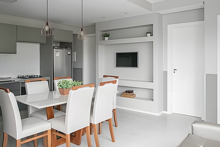 2 Aptos. , Ed. Algarve, 4 quartos. Piscina II