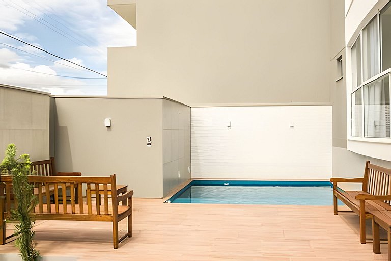 Apto. Decorado. Piscina, Ed. Algarve, 3 quartos