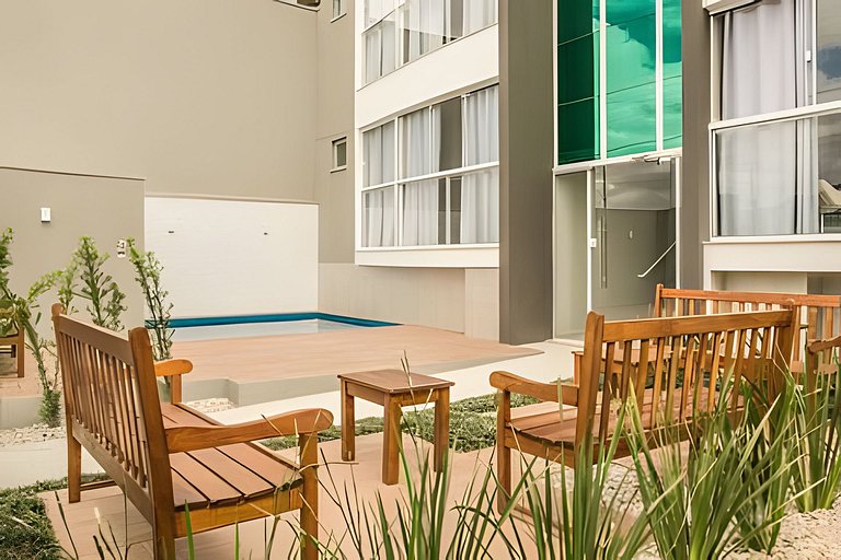 Apto. Decorado. Piscina, Ed. Algarve, 2 quartos