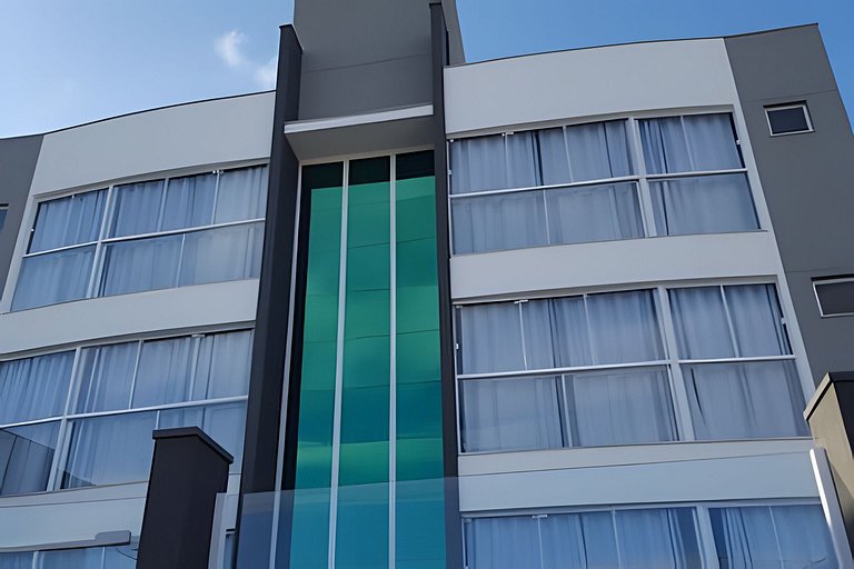 2 Aptos. , Ed. Algarve, 4 quartos. Piscina I