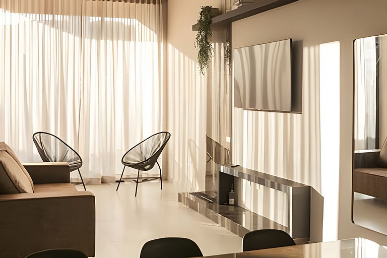 Casa Requinte | Piscina Privativa • 4 Suítes • 12 Pessoas