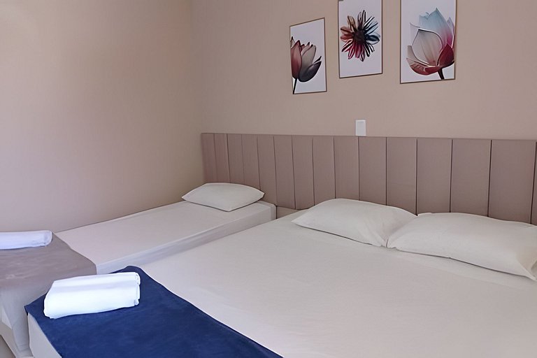 Casa Requinte | Piscina Privativa • 4 Suítes • 12 Pessoas