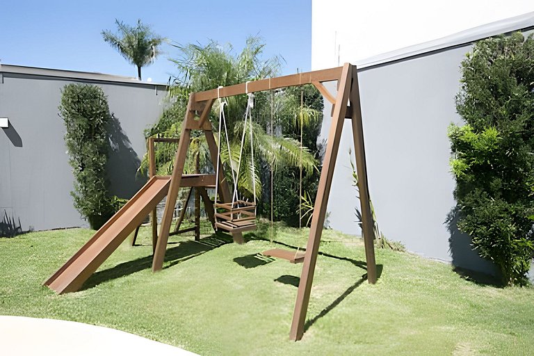 Casa com Piscina Perto do Expocentro Balneário Camboriú