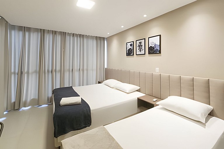 Hospedagem em BC | Casa Requinte • 4 Suítes C/Piscina Privat